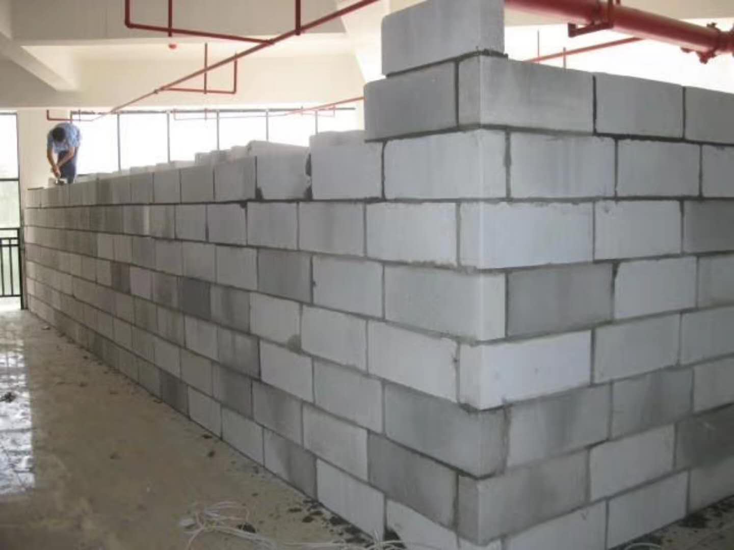 江东蒸压加气混凝土砌块承重墙静力和抗震性能的研究